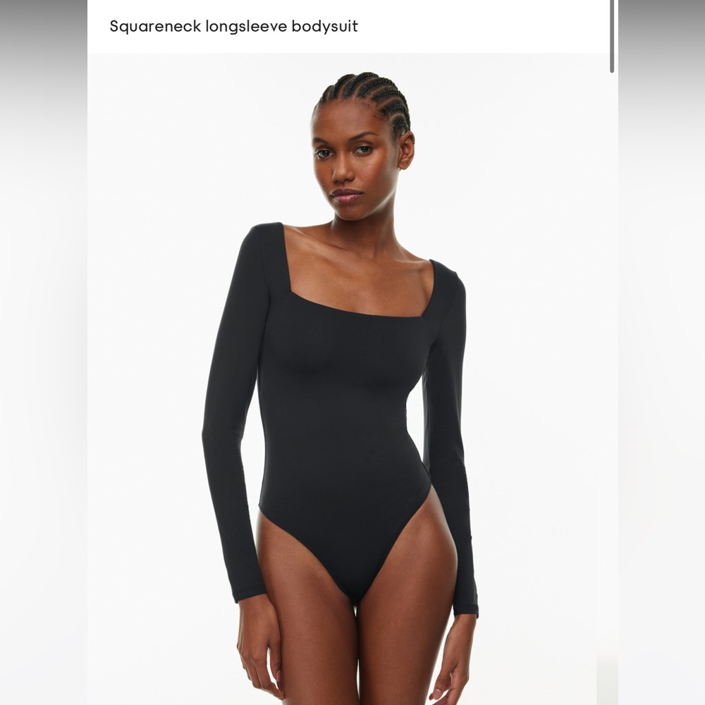 Aritzia Long sleeve burgundy bodysuit
